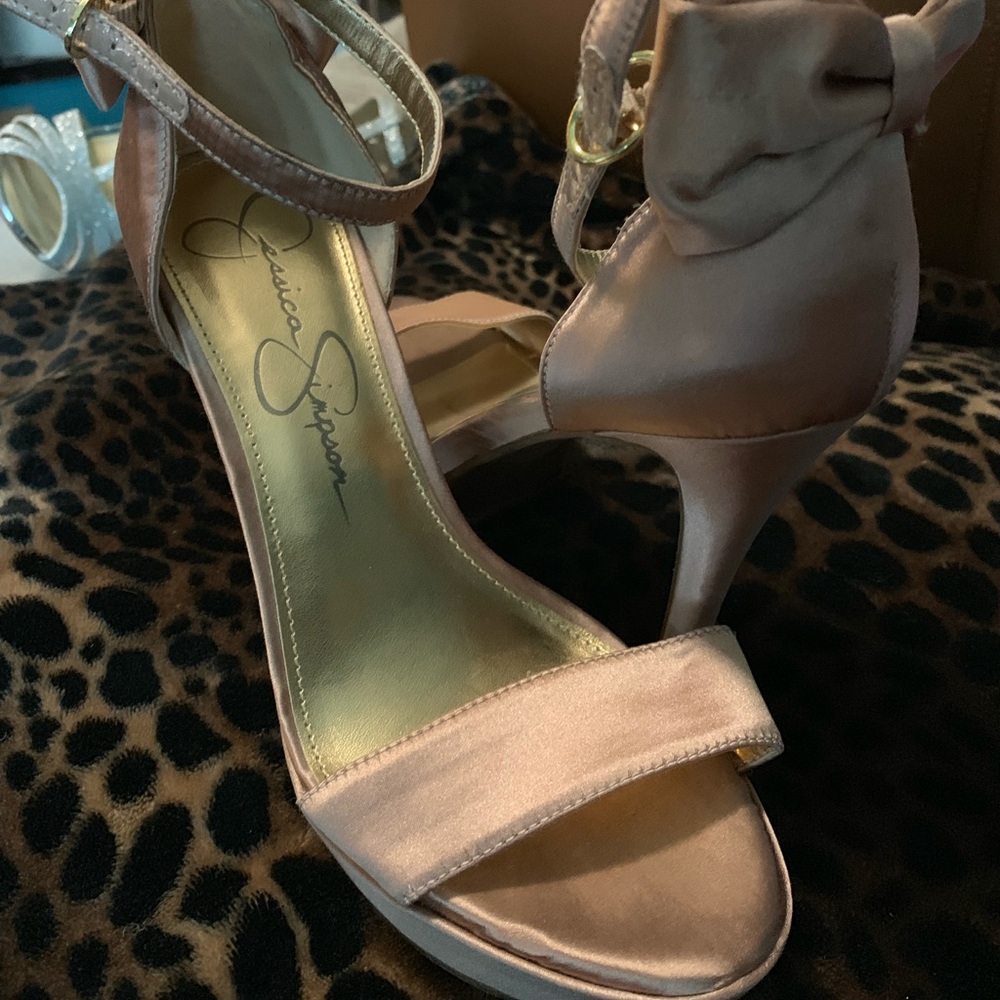 Jessica Simpson heels